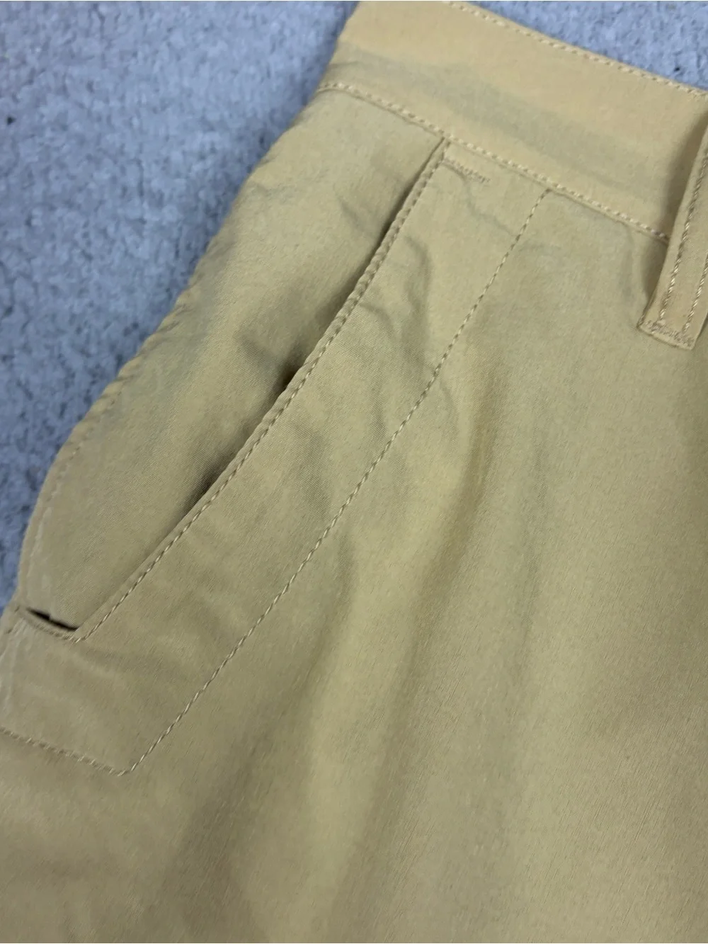 Mountain Khakis Hiking Shorts Men's 31 Light Beige Flat-Front Stretch 10” Inseam